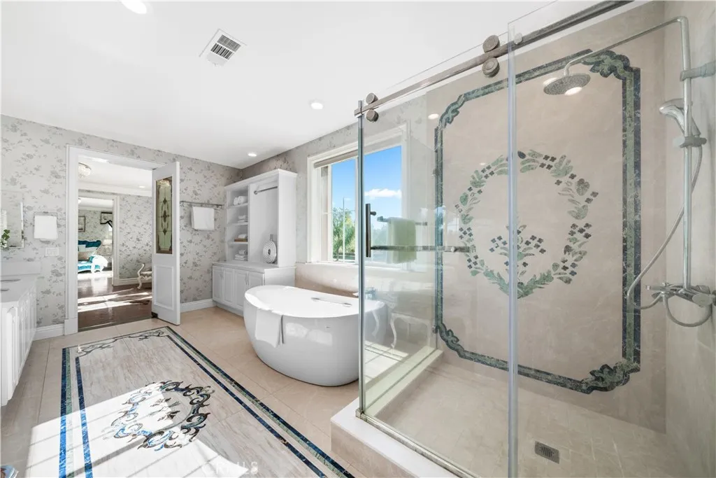 6829 Birmingham, Chino, California 91710 home-pic-37