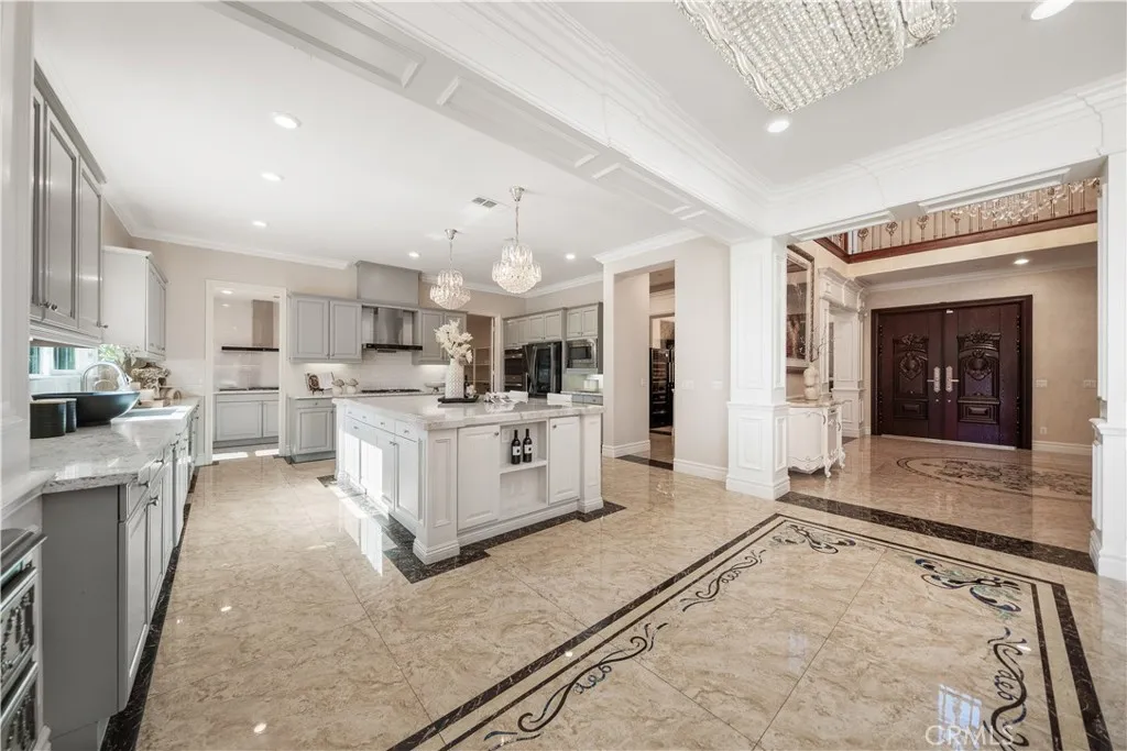 6829 Birmingham, Chino, California 91710 home-pic-12