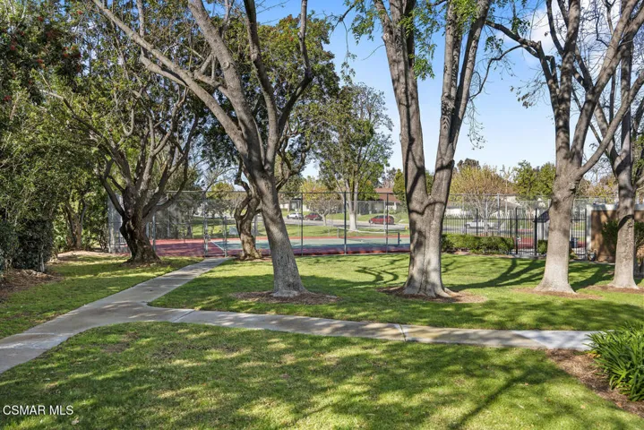 1760 E Avenida De Las Flores