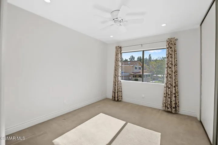 1760 E Avenida De Las Flores