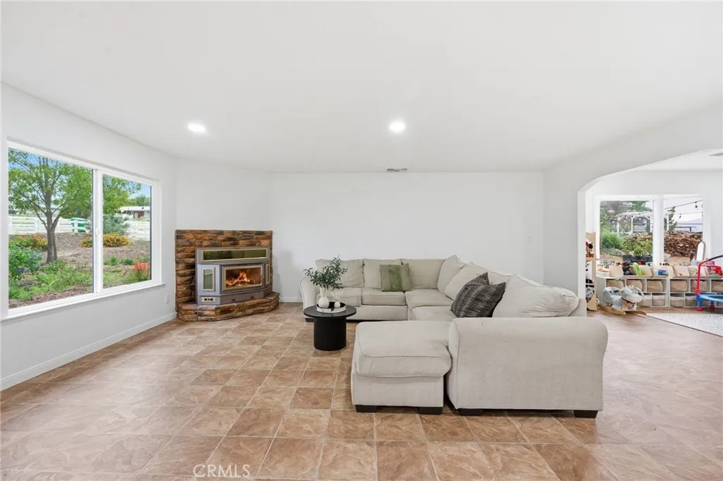 18740 Cable, Perris, California 92570 home-pic-6