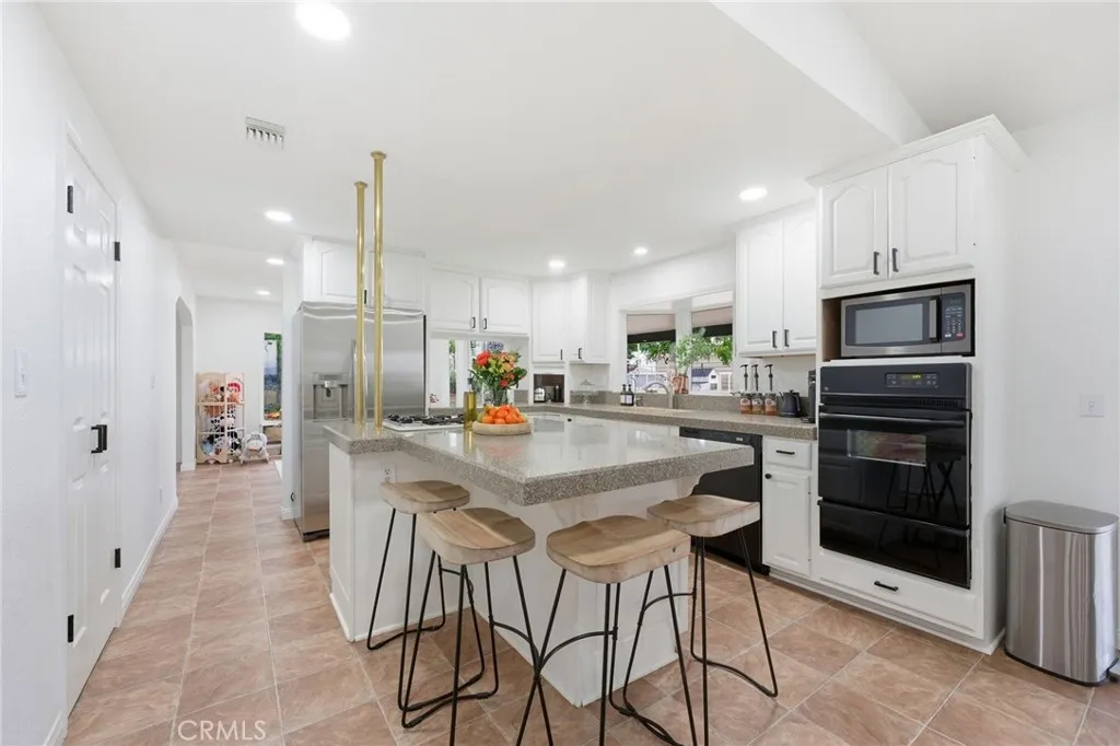 18740 Cable, Perris, California 92570 home-pic-11