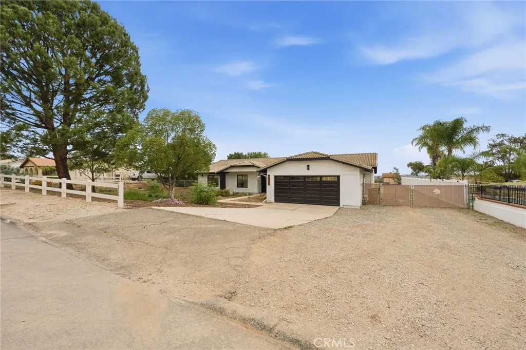 18740 Cable, Perris, California 92570 home-pic-2