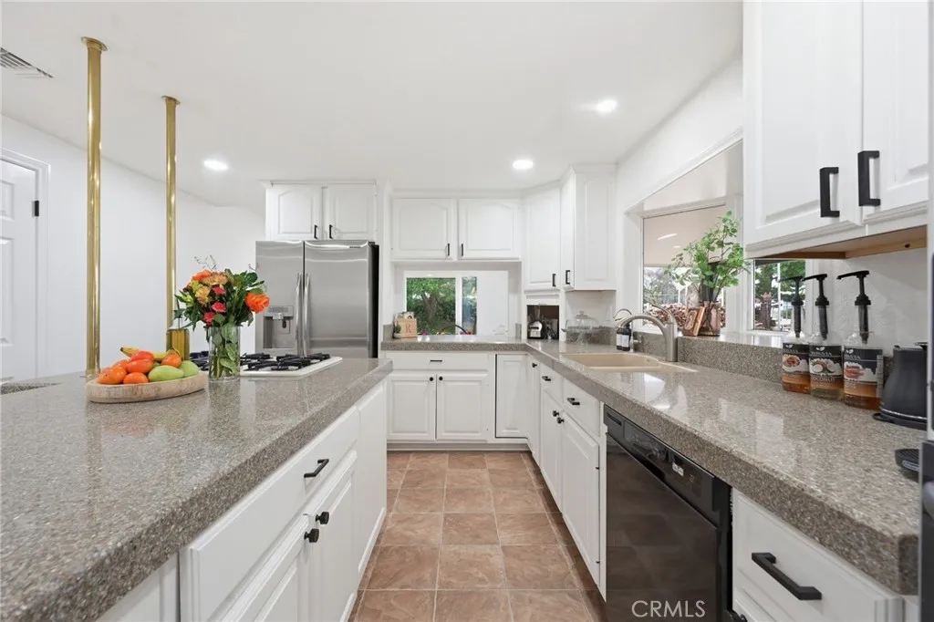 18740 Cable, Perris, California 92570 home-pic-12