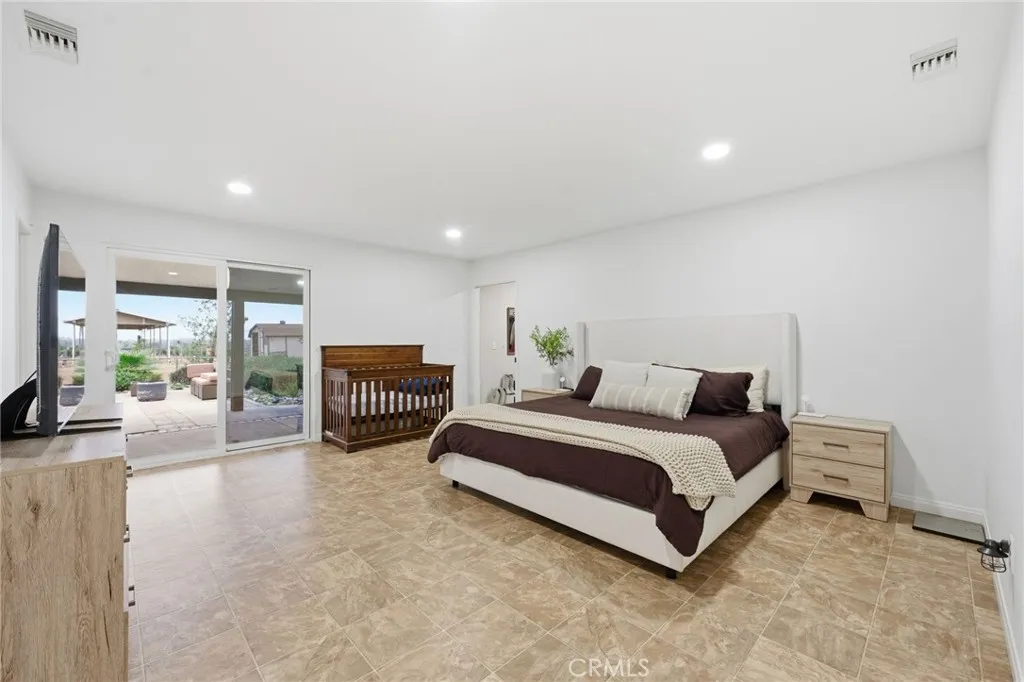 18740 Cable, Perris, California 92570 home-pic-17