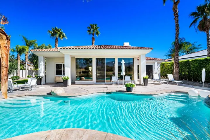 39-web-or-mls-JBLoch_OPMG_0226_039