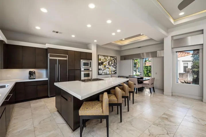 54-web-or-mls-JBLoch_OPMG_0226_054