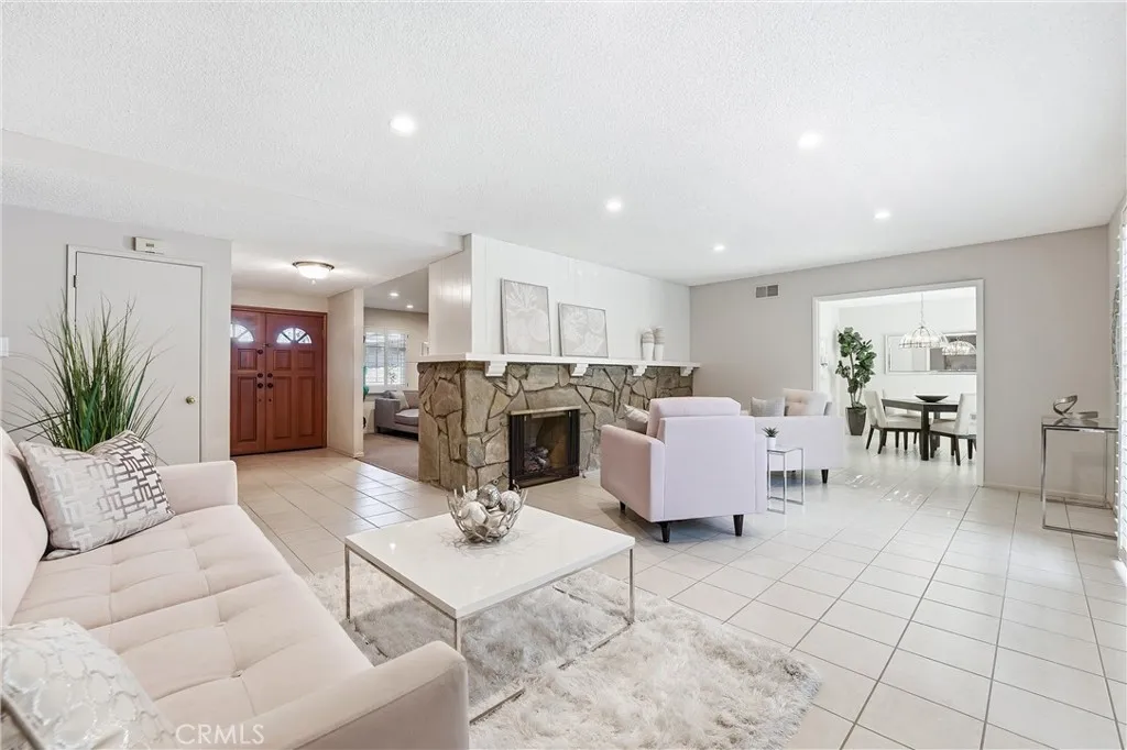 5102 Wagon Wheel, Yorba Linda, California 92886 home-pic-10
