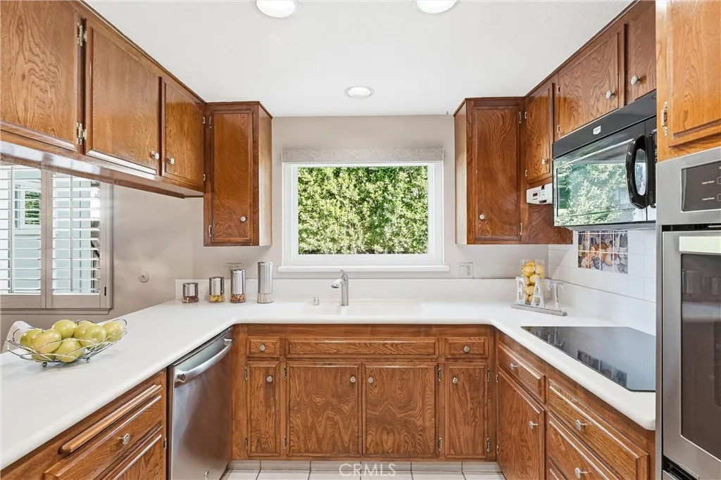 5102 Wagon Wheel, Yorba Linda, California 92886 home-pic-22