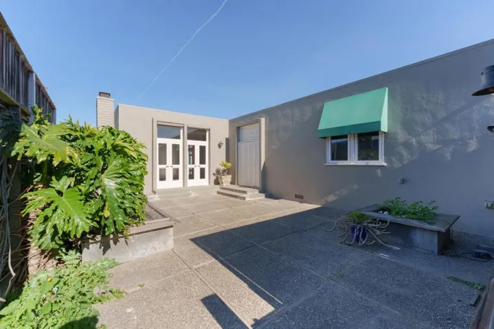 606 Central Avenue, Salinas, California 93901