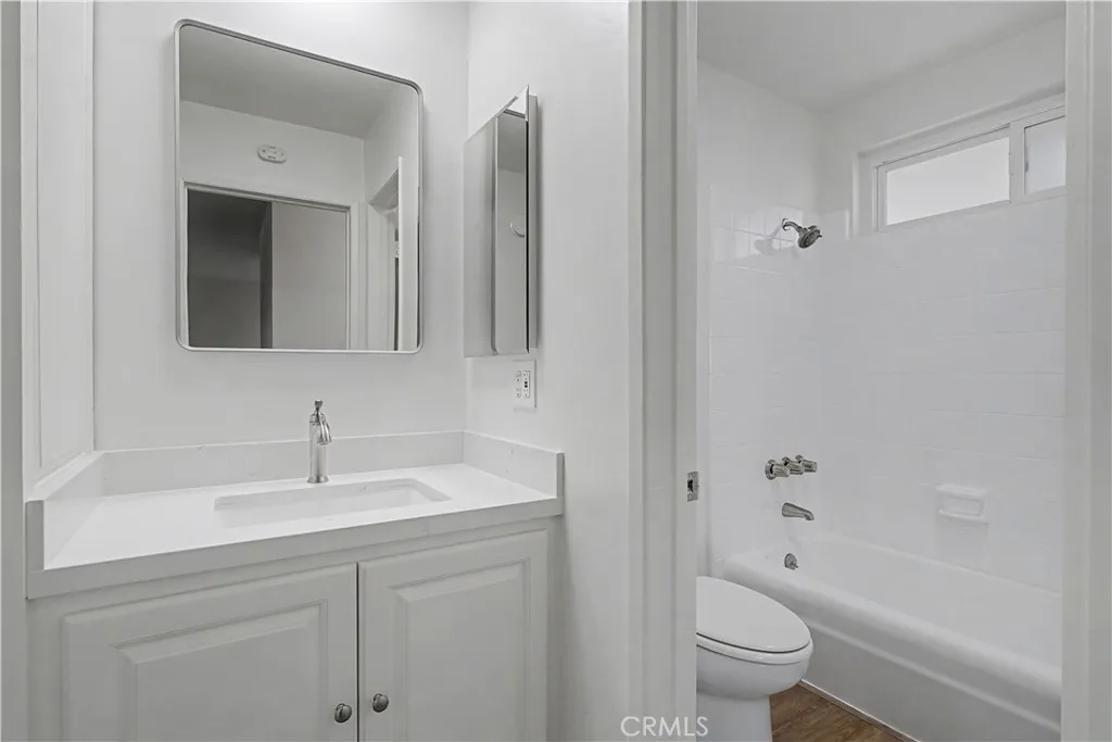 11550 Nebraska Avenue 216, Los Angeles, California 90025 home-pic-8