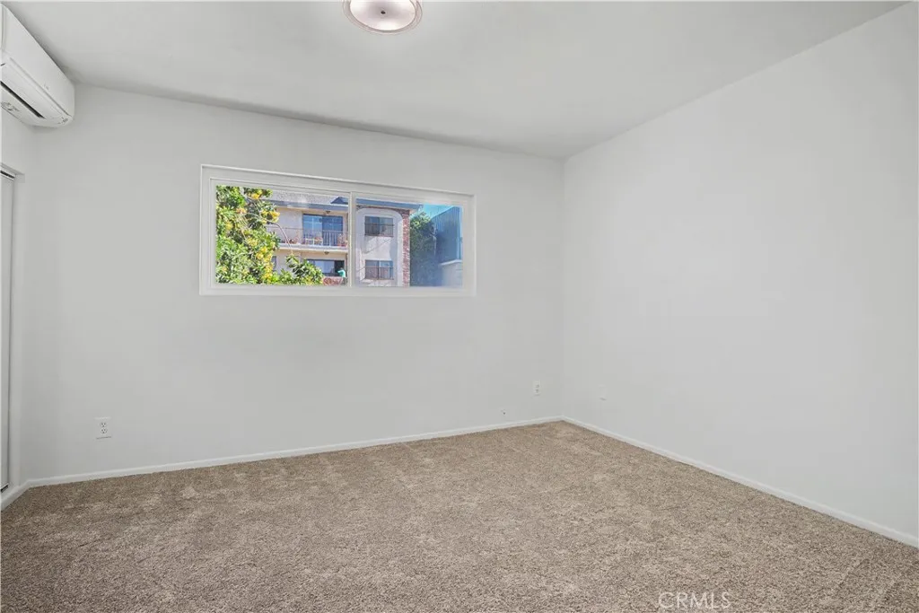 11550 Nebraska Avenue 216, Los Angeles, California 90025 home-pic-10
