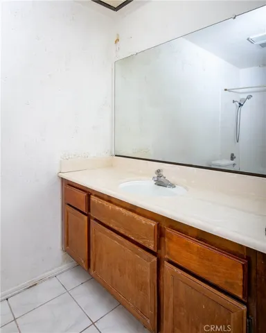 3244 E Avenue S2, Palmdale, California 93550