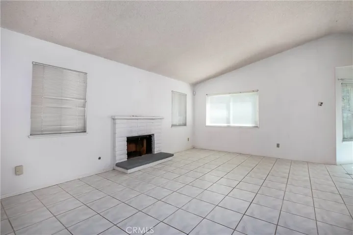 3244 E Avenue S2, Palmdale, California 93550