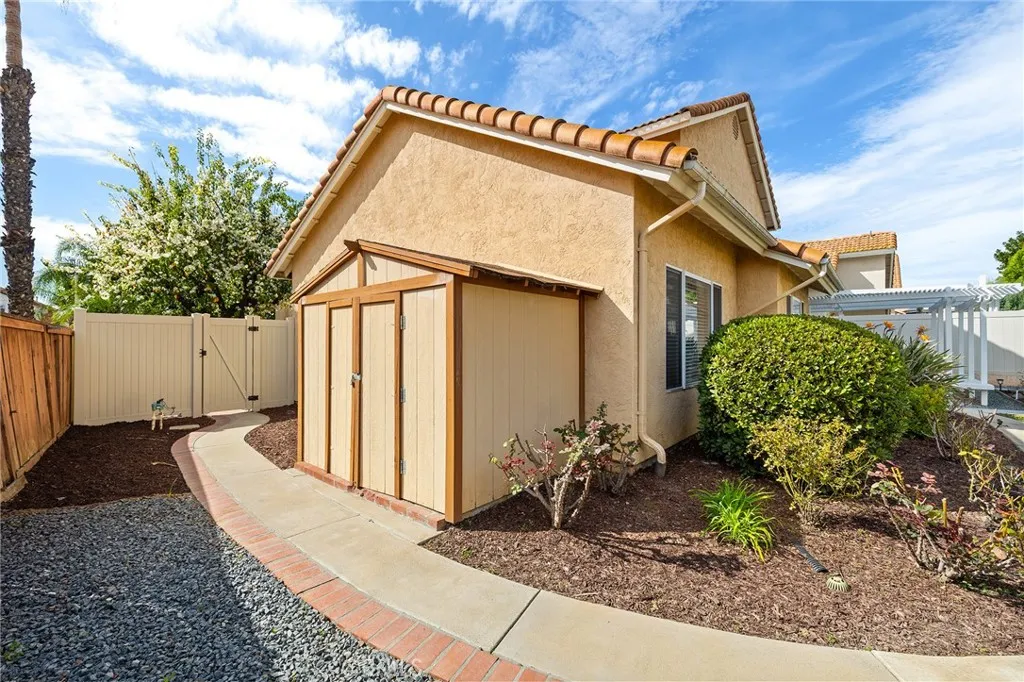 24330 Dr Gitano, Murrieta, California 92562 home-pic-40
