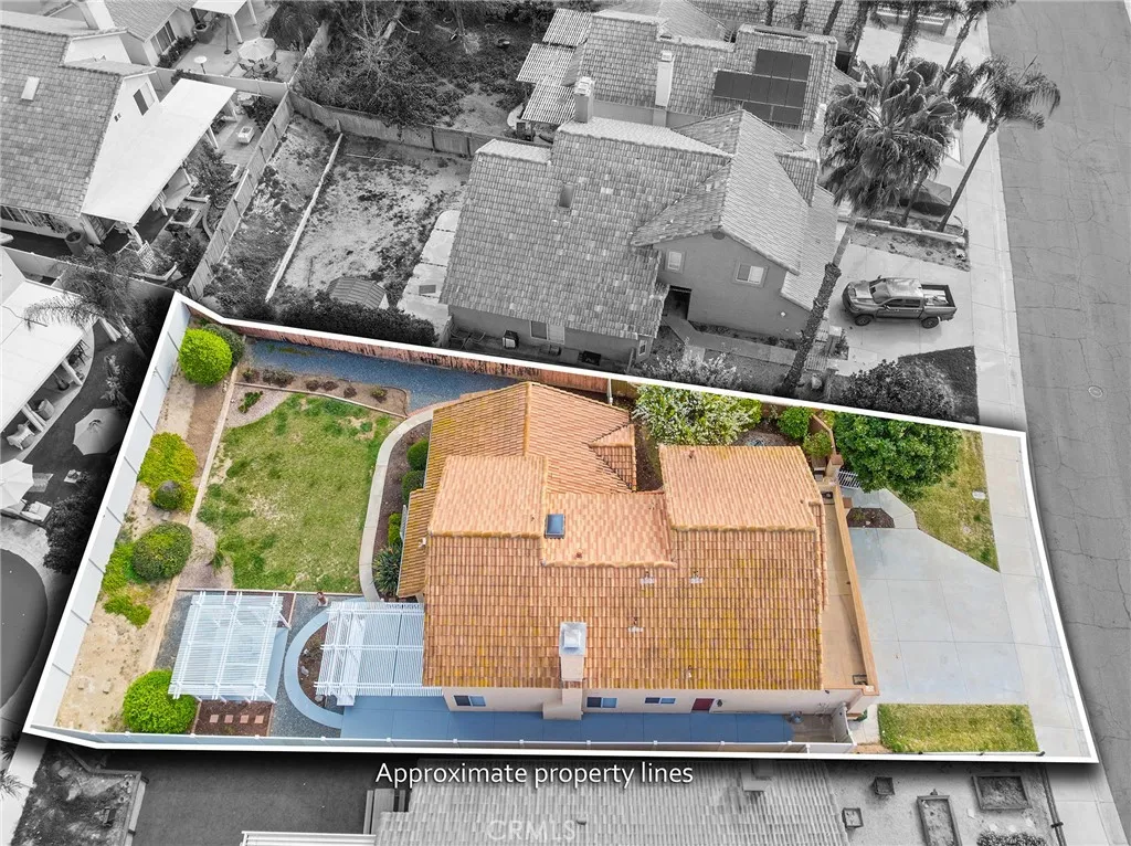 24330 Dr Gitano, Murrieta, California 92562 home-pic-3