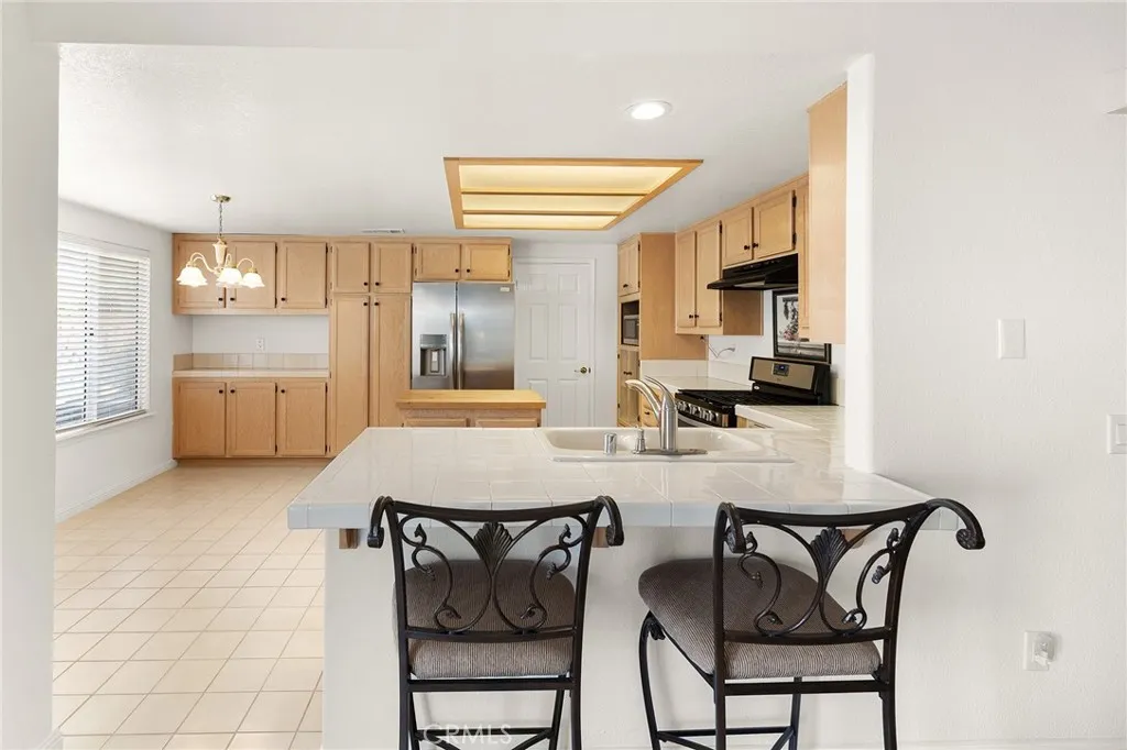 24330 Dr Gitano, Murrieta, California 92562 home-pic-13