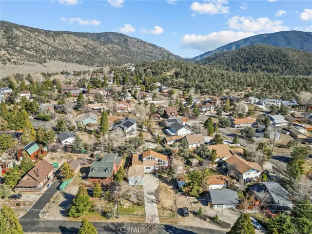 Looking East thru Cuddy Valley and at Frazier Mtn and Los Padres National Forest