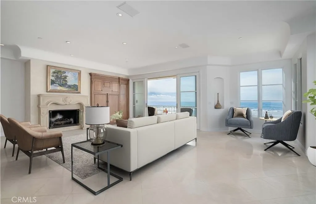2420 The Strand, Manhattan Beach, California 90266 home-pic-3