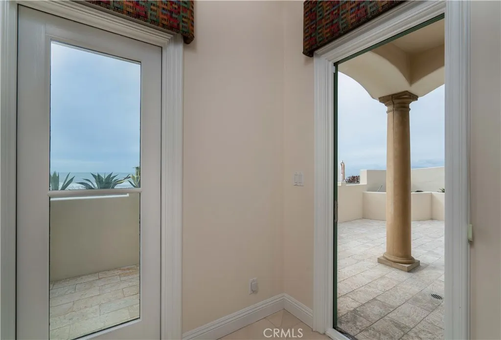 2420 The Strand, Manhattan Beach, California 90266 home-pic-15