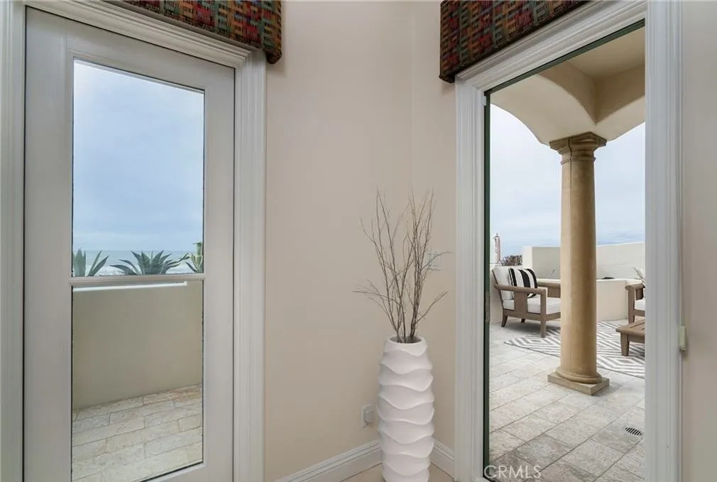 2420 The Strand, Manhattan Beach, California 90266 home-pic-16