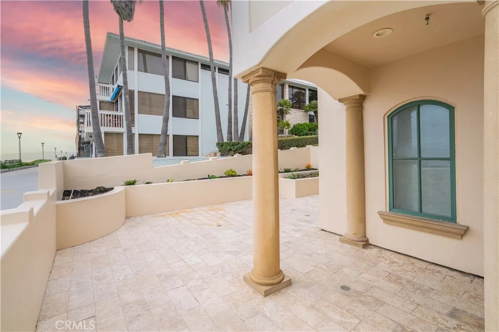 2420 The Strand, Manhattan Beach, California 90266 home-pic-42