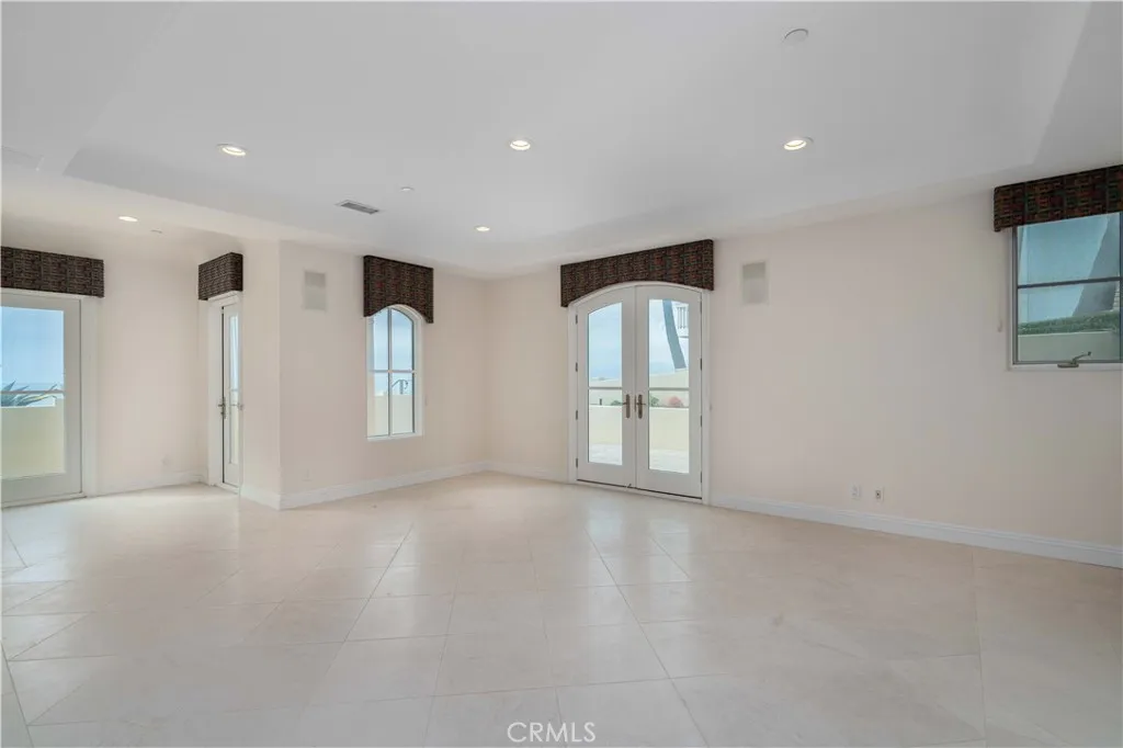 2420 The Strand, Manhattan Beach, California 90266 home-pic-11