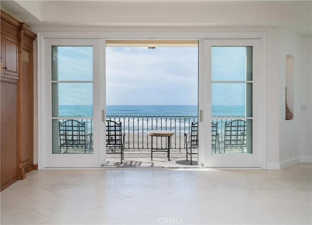 2420 The Strand, Manhattan Beach, California 90266 home-pic-6