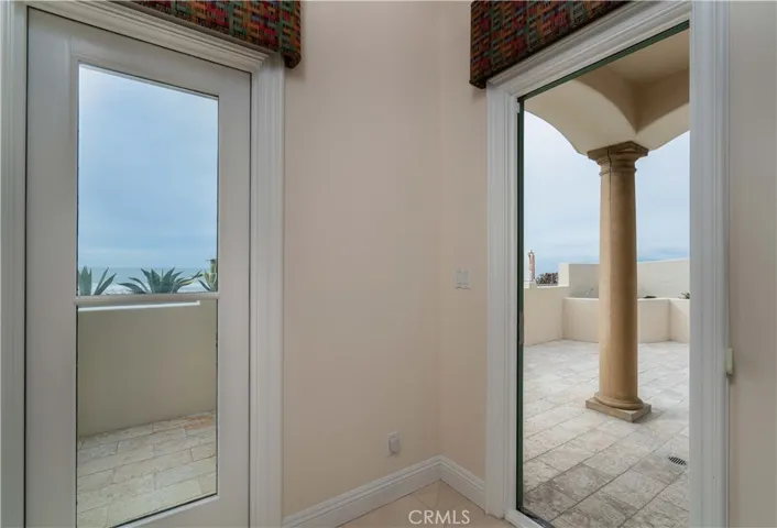2420 The Strand, Manhattan Beach, California 90266