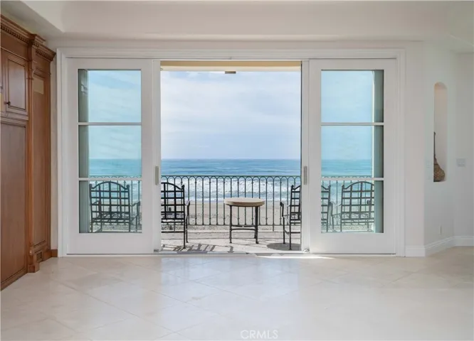 2420 The Strand, Manhattan Beach, California 90266