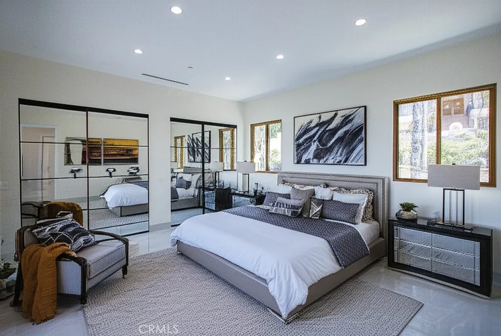 10521 Mary Bell Avenue, Shadow Hills, California 91040 home-pic-16