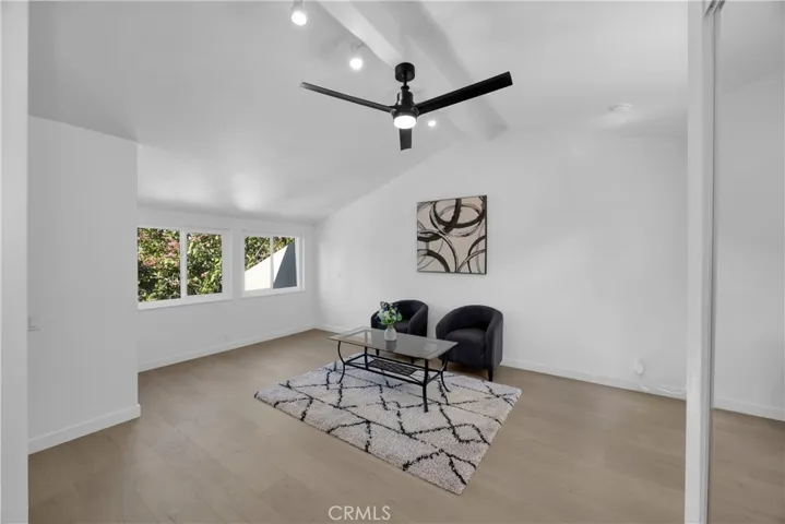 quarters above the garage