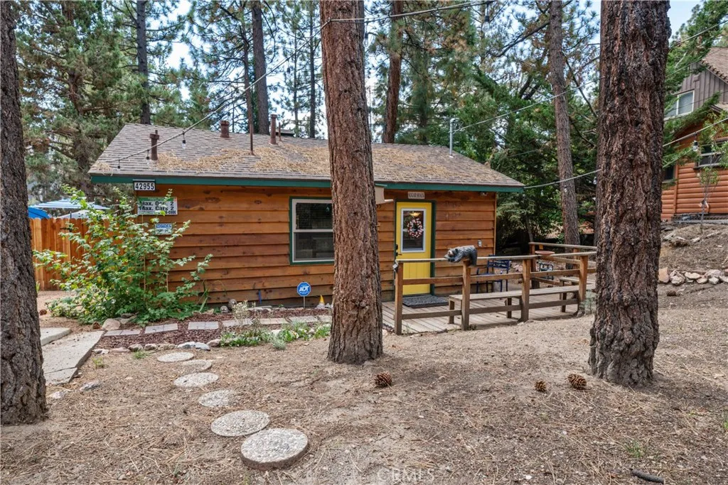42955 Encino, Big Bear Lake, California 92315 home-pic-3