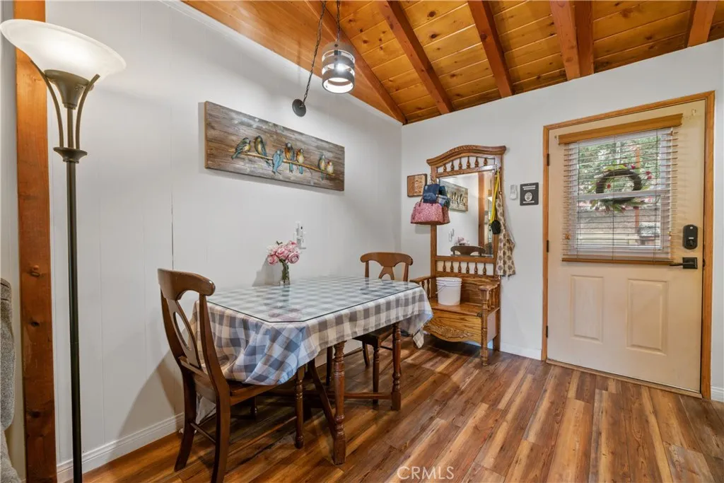 42955 Encino, Big Bear Lake, California 92315 home-pic-9