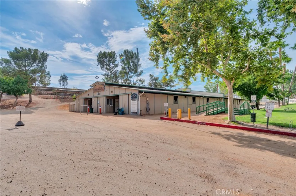 22196 Treasure Island, Canyon Lake, California 92587 home-pic-50