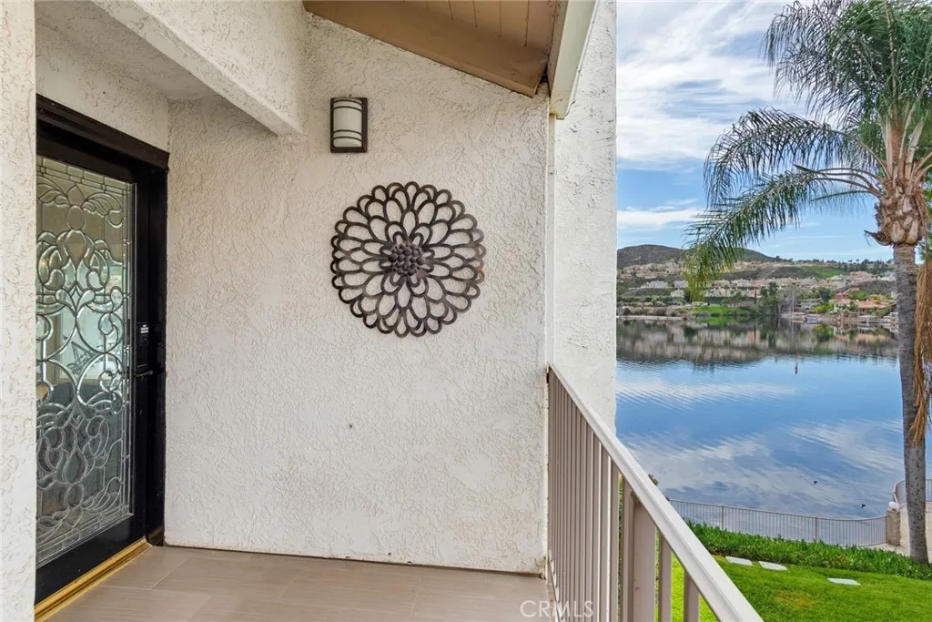22196 Treasure Island, Canyon Lake, California 92587 home-pic-29