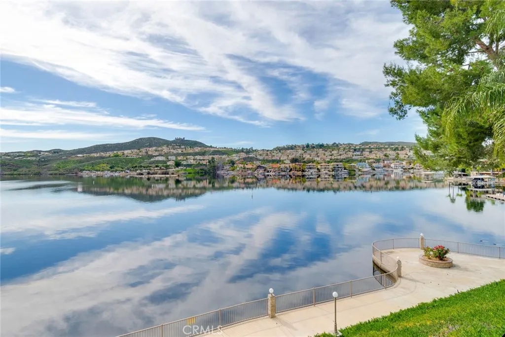 22196 Treasure Island, Canyon Lake, California 92587 home-pic-27