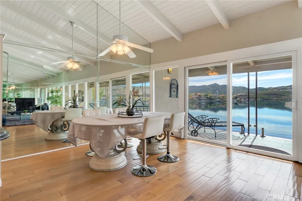 22196 Treasure Island, Canyon Lake, California 92587 home-pic-10