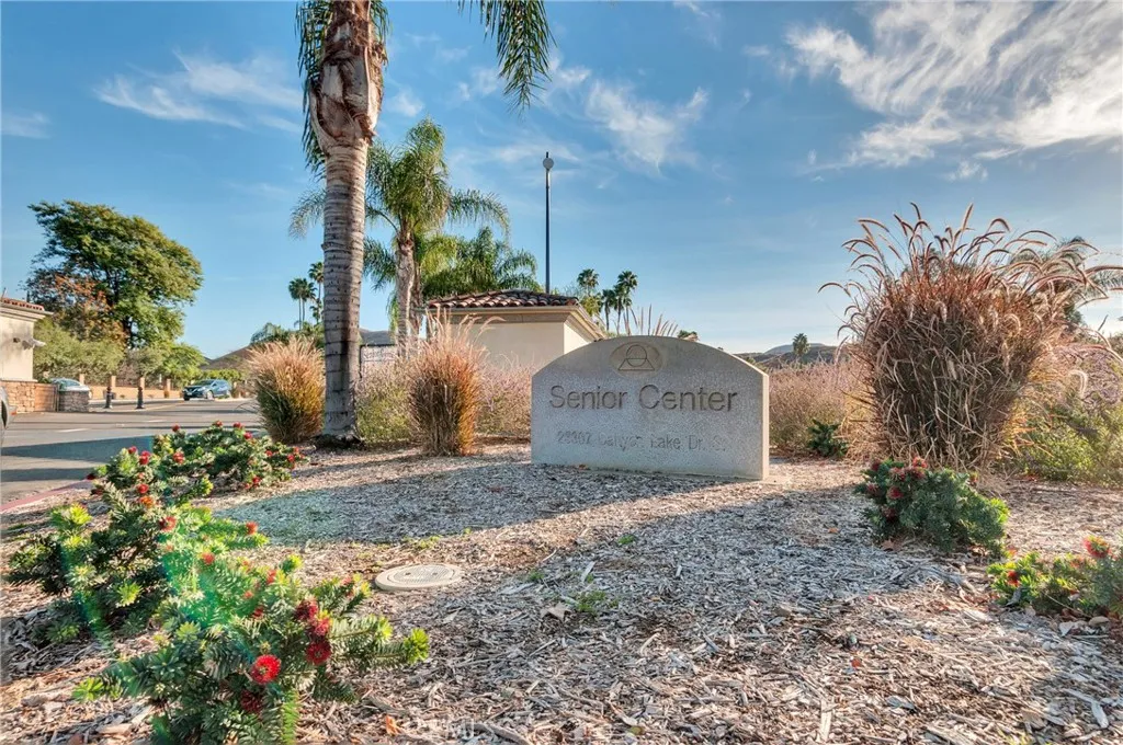 22196 Treasure Island, Canyon Lake, California 92587 home-pic-41