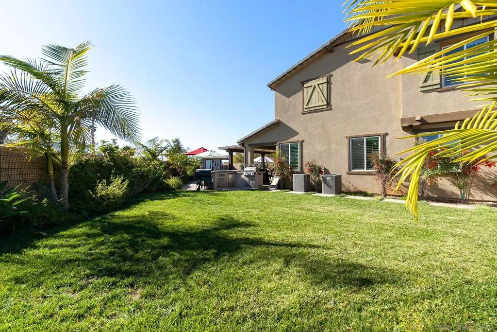 2025 Campo Verde Ct, Escondido, California 92026 home-pic-50