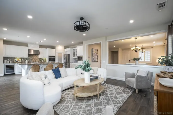 2025 Campo Verde Ct, Escondido, California 92026