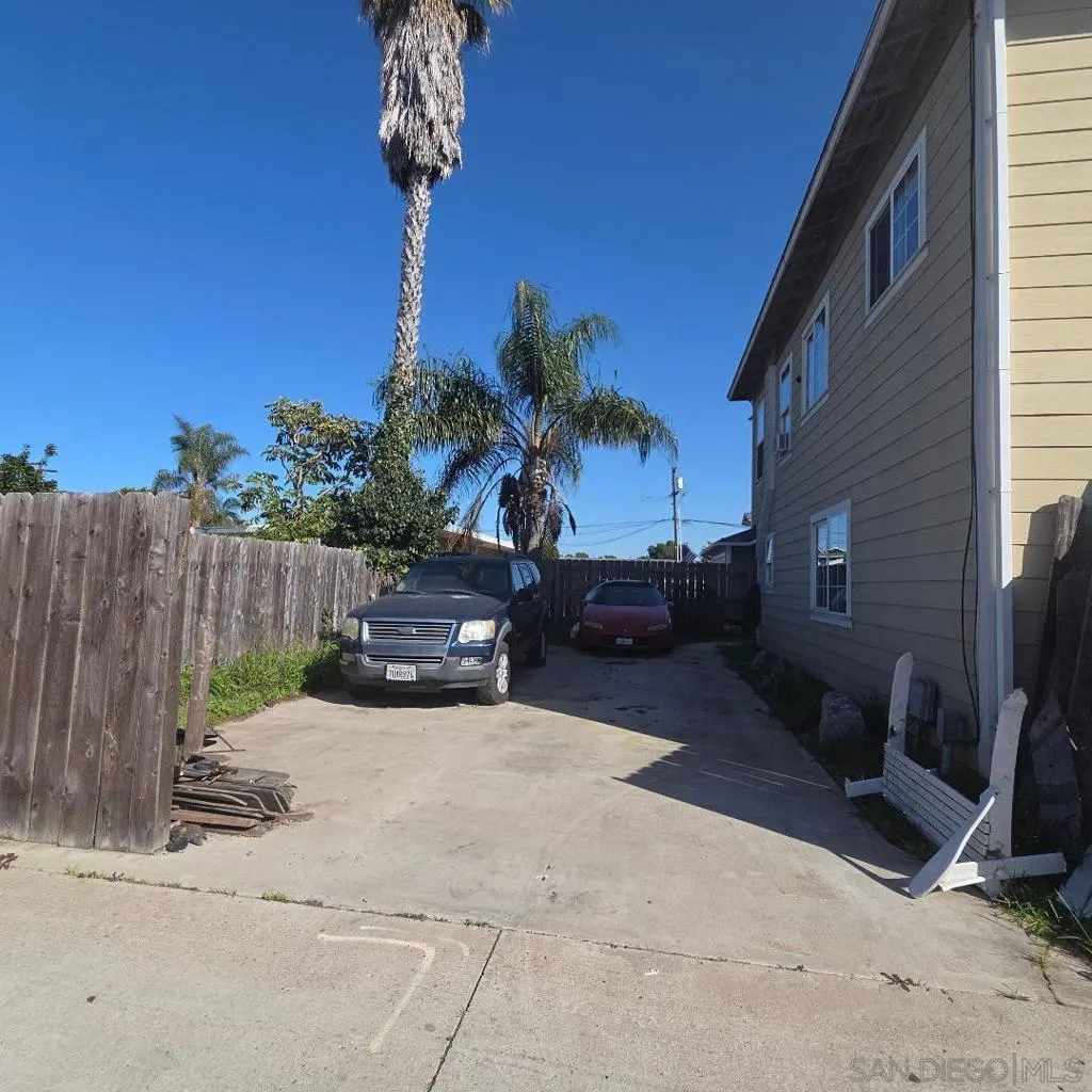 570 Emory Street B, Imperial Beach, California 91932 home-pic-13