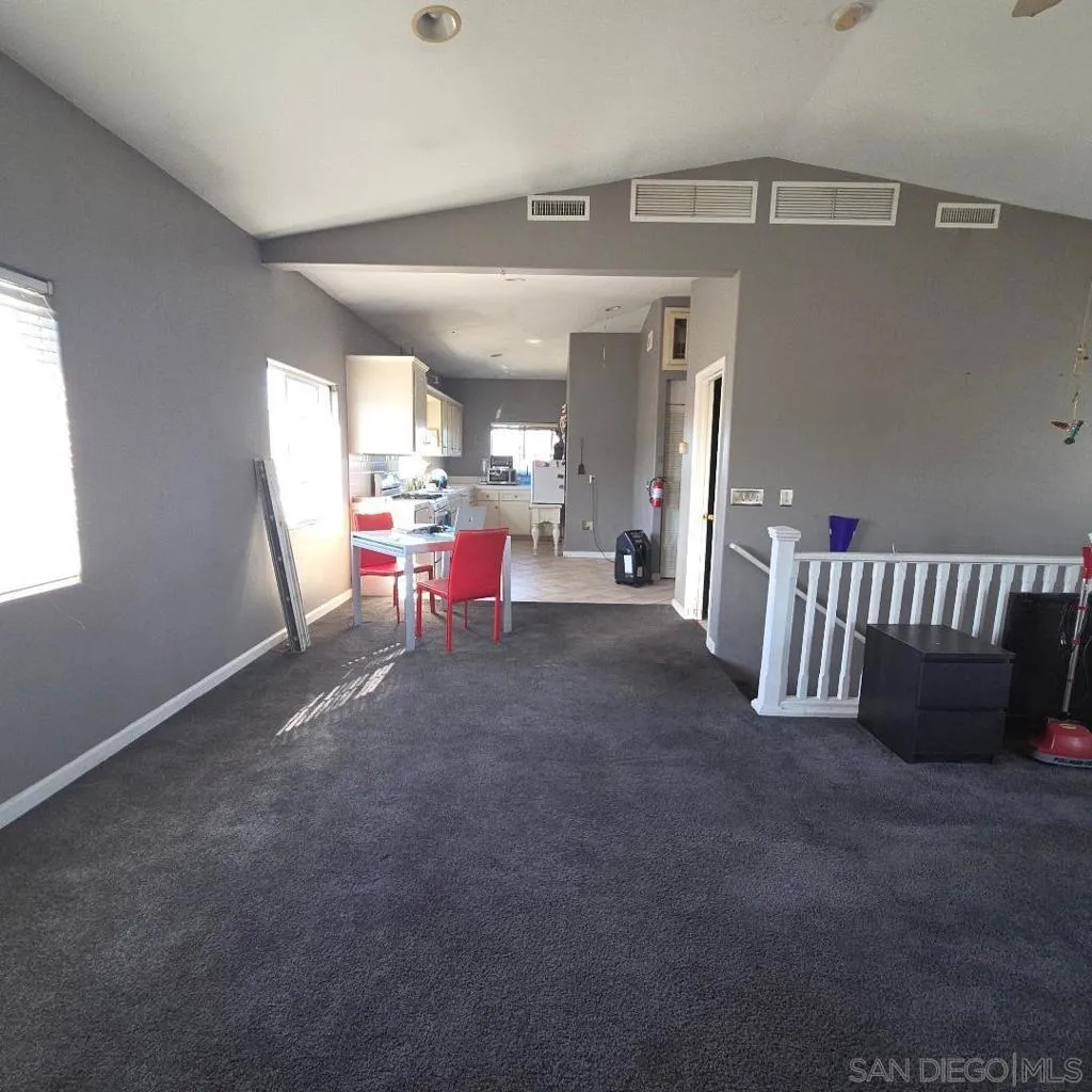 570 Emory Street B, Imperial Beach, California 91932 home-pic-3