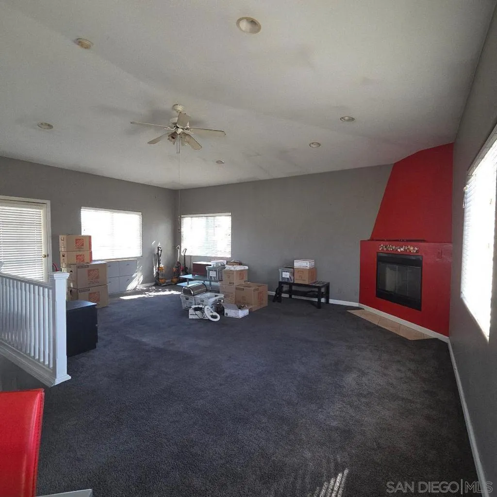 570 Emory Street B, Imperial Beach, California 91932 home-pic-2