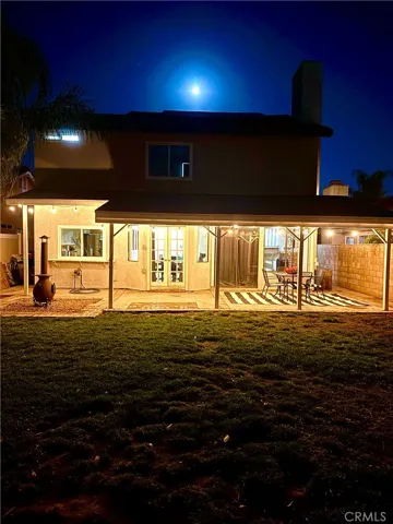 MOONLIGHT OVER THE ENTERTAINER’S BACKYARD