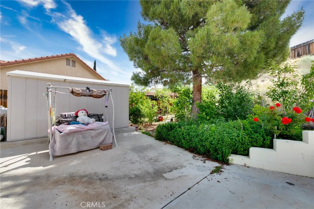 13035 Troy Court, Victorville, California 92395 home-pic-13