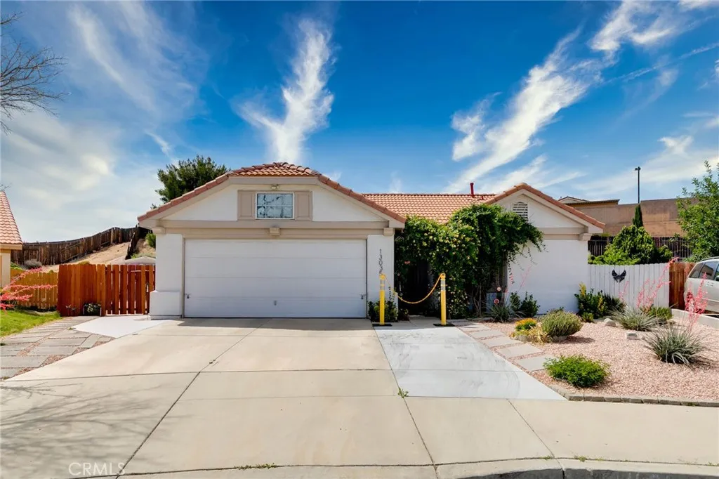 13035 Troy Court, Victorville, California 92395 home-pic-1