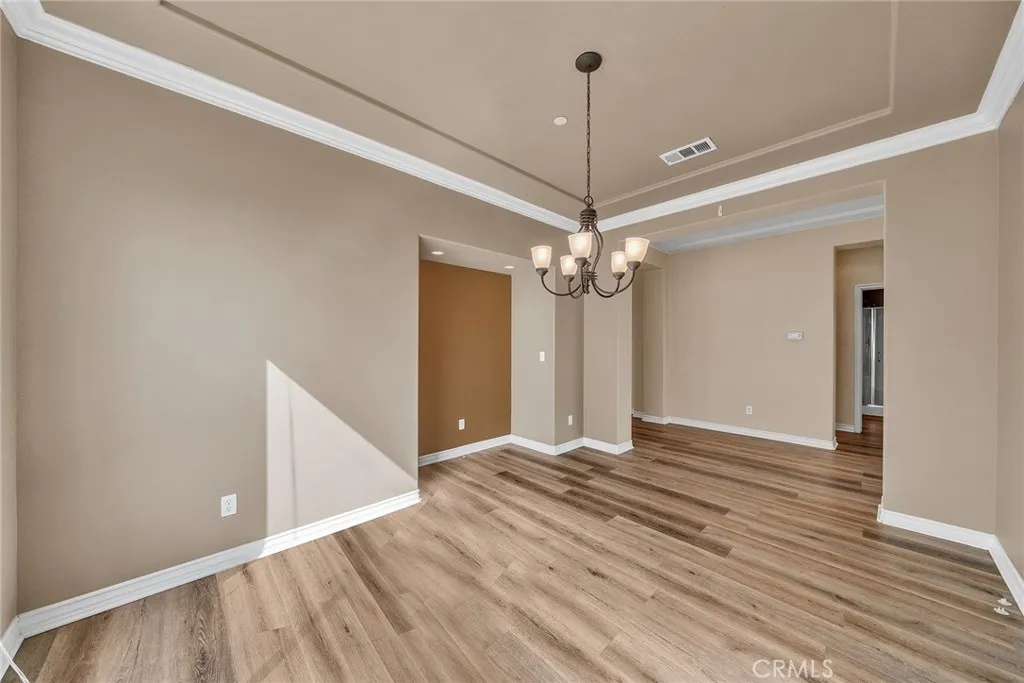 15621 Pisa Lane, Fontana, California 92336 home-pic-10