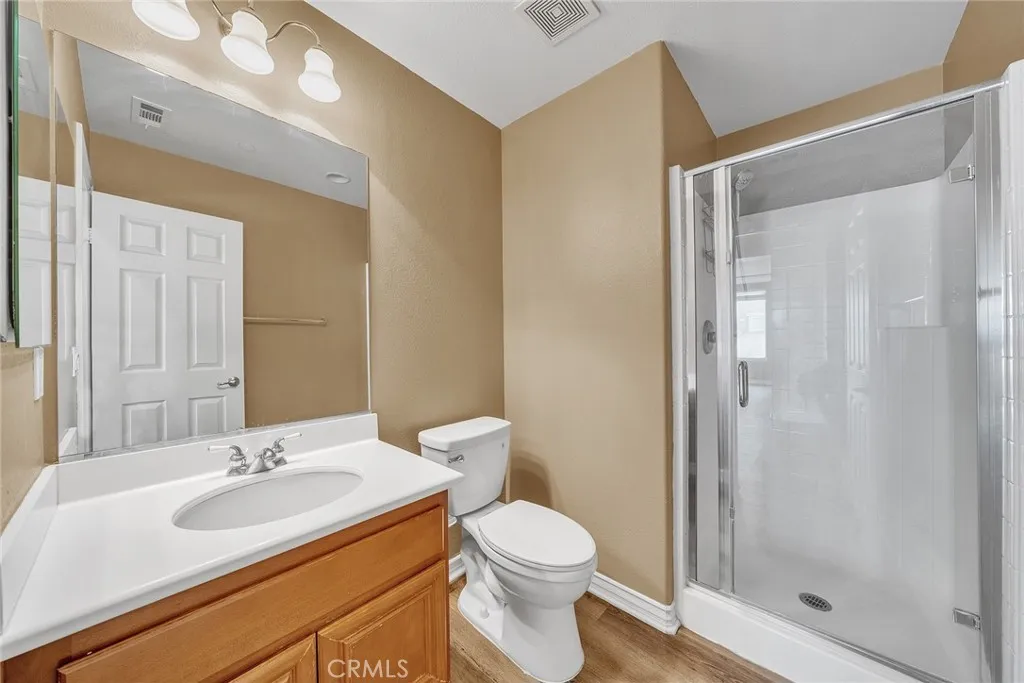 15621 Pisa Lane, Fontana, California 92336 home-pic-11