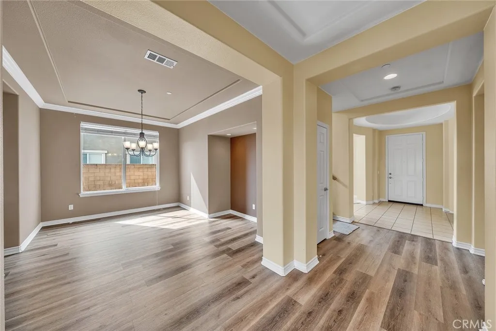 15621 Pisa Lane, Fontana, California 92336 home-pic-12